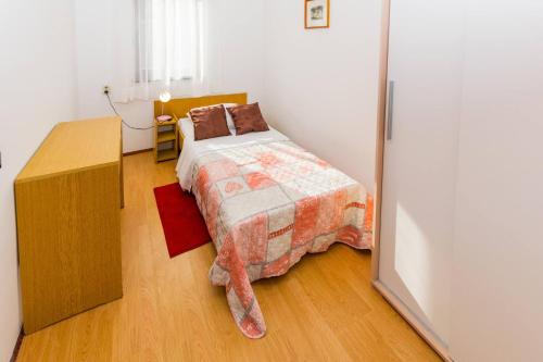 Apartment image 6