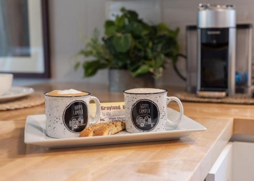 Cozy and Stylishly-Walk To The Beach - Sleeps 5 in Grayland