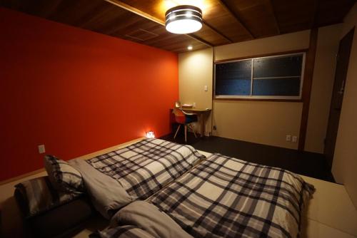 3 twin beds