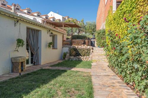 Casa con jardín y piscina privada (Casa con jardin y piscina privada) in Ruidera