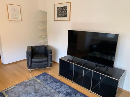 Nice and big 1BR flat in the city center - West 5, Цюрих (фото 10)