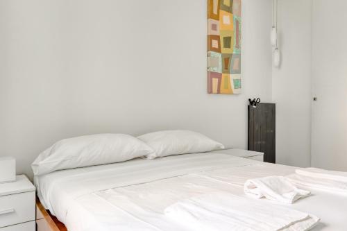Brera - Bright and cosy 2 bedrooms apt- Via Solferino, Milan (photo 9)