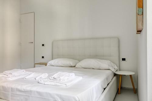 Hostmate - Milano - Solferino 3 - Brera 5
