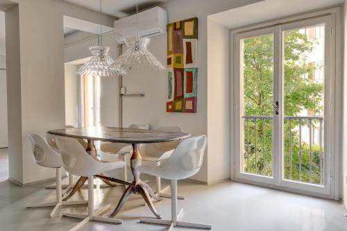 Brera - Bright and cosy 2 bedrooms apt- Via Solferino, Milan (photo 3)