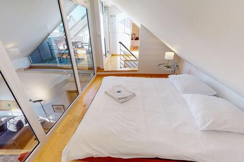 Maisonette Penthouse in Old Town - UZ10, Zürich (Foto 2)