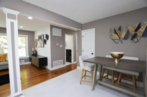 Stylish and Spacious An Oasis for Your Getaway!