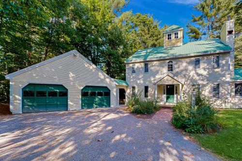 Moat Mountain Retreat in Hales Location (NH)