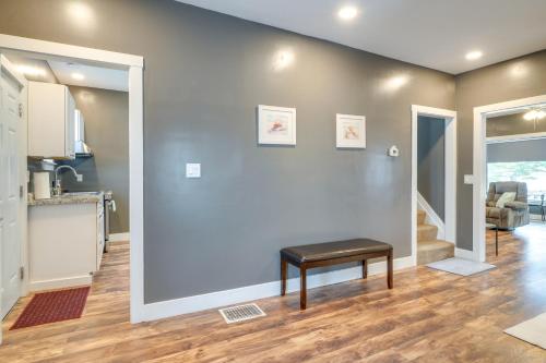 Bright New Albany Home 12 Mi to Churchill Downs! in New Albany, USA