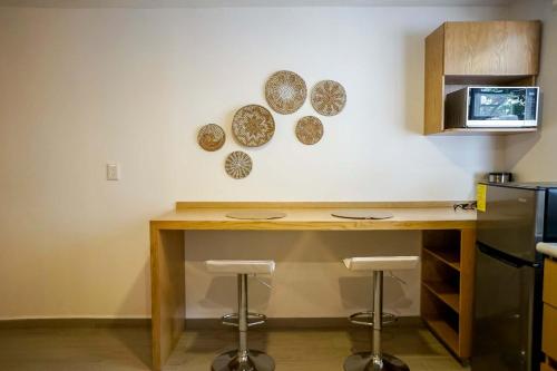 Modern Apt with Workspace in Central Queretaro