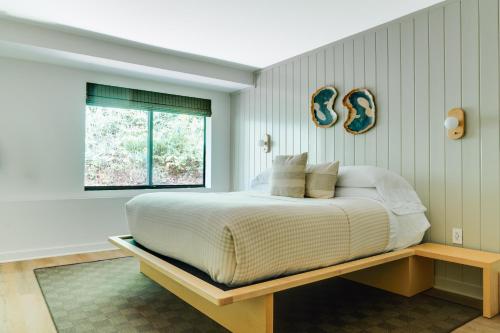 Bluebird Lake Placid in Lake Placid városközpont