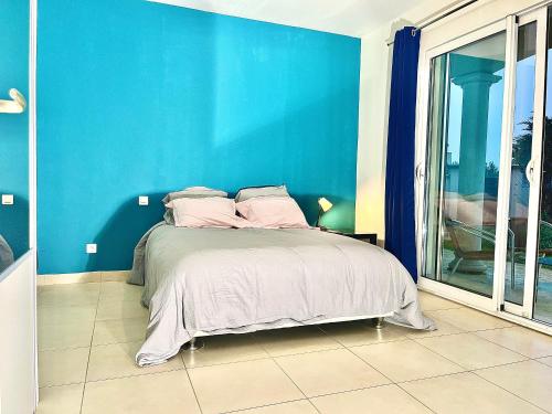 room in house in 維萊豐坦