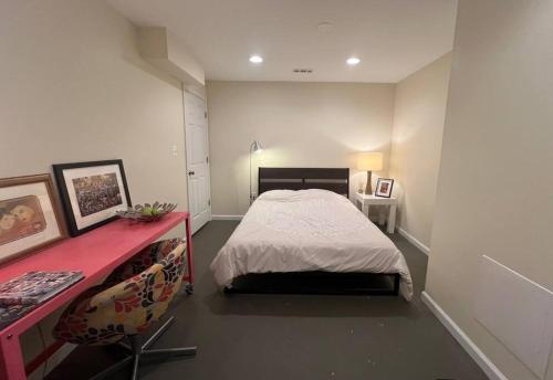 Space To Chill & Work in the Center of Everything Space To Chill & Work in the Center of Everything