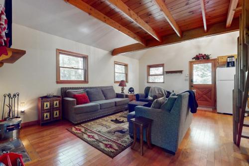 Bear Feet Retreat in Banner Elk, USA
