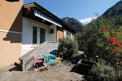 Appartement da Käthy à Grono Val Mesolcina (Appartement da Kathy a Grono Val Mesolcina) in Castaneda