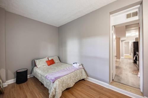 Updated Cozy 2-BR Near in Washington DC in Washington, USA