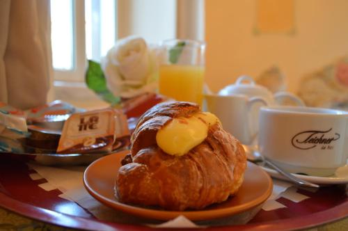 インペリアル ルームズ ラグジュアリー ゲスト ハウス