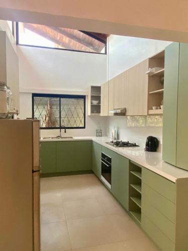 Kitchen, Entire Holiday Home in Shell