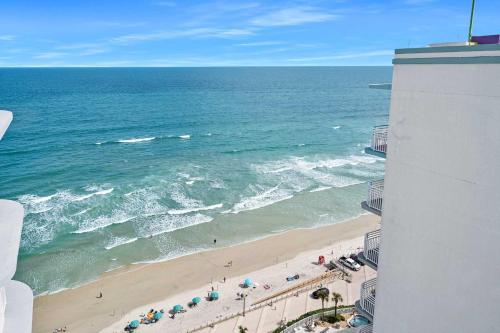 Luxury 20th Floor 2 BR Condo Direct Oceanfront Wyndham Ocean Walk Resort Daytona Beach | 2020 in Daytona Beach, USA