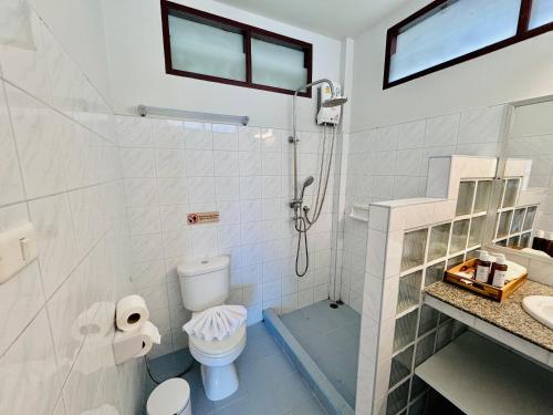 Deluxe Double Room with Balcony and Sea View image 4