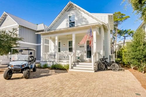 The Blue Pelican in Santa Rosa Beach, USA