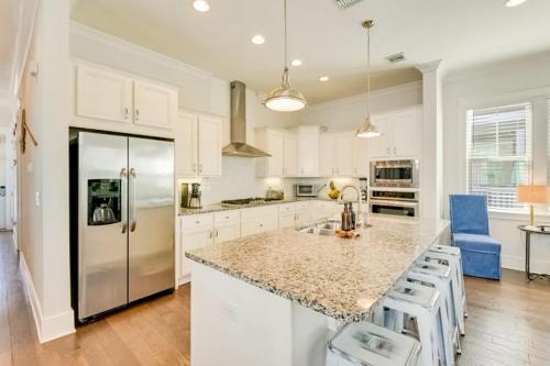 The Blue Pelican in Santa Rosa Beach, USA