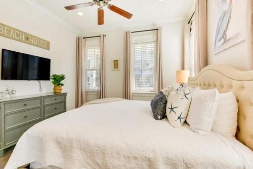 The Blue Pelican in Santa Rosa Beach, USA