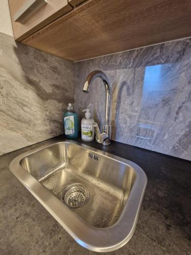 مطبخ, klein aber fein Apartment Mariadorf in Alsdorf
