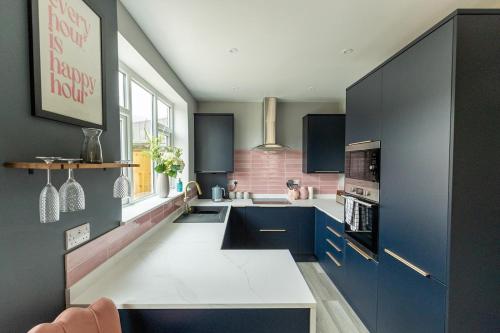 Konyha, Three Bed Stylish House in North Yorkshire in Starbeck