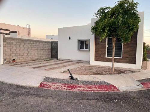 Casa en zona exlusiva al norte de la ciudad in Ciudad Obregon