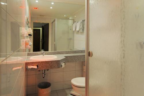 Bellevue Hotel, Düsseldorf (photo 7)