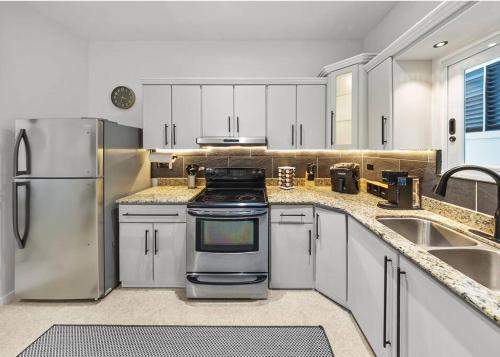 Questa Sol Ocean View Villa in Aguadilla