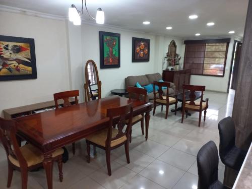 Casa de lujo amoblada en el Norte de Guayaquil