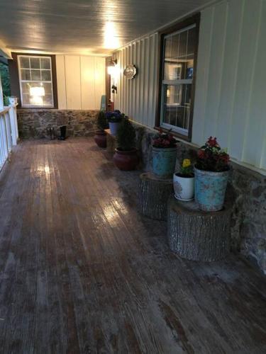 Peaceful Little Sheep Farm in Austin -Pet Friendly in Cabot, USA