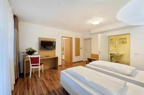 Bellevue Hotel, Düsseldorf (photo 8)