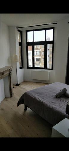 Brussels midi flat 4