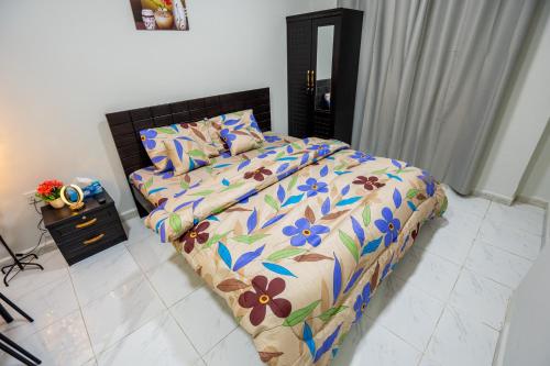 Exterior view, tourist Peaceful Family Rooms Abu Dhabi ME11APT baith al jannah LLC near Universal Speciality Medical Center