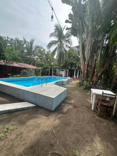 Bassein, Hotel Don Quichotte in Tortuguero