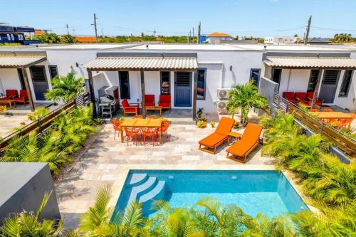 FourVillas with Private Magnesium Pool 3 min to the Beach & Dive Rinse Tank FourVillas with Private Magnesium Pool 3 min to the Beach & Dive Rinse Tank