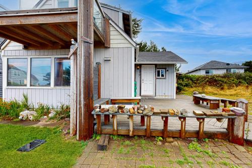Sullishak – Depoe Bay, OR