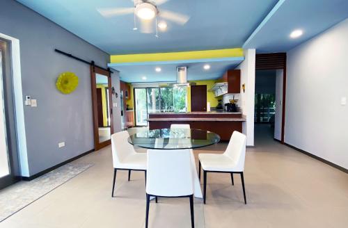 Getaway to paradise beach enjoy comfort and peace in Lafitte, Mexico