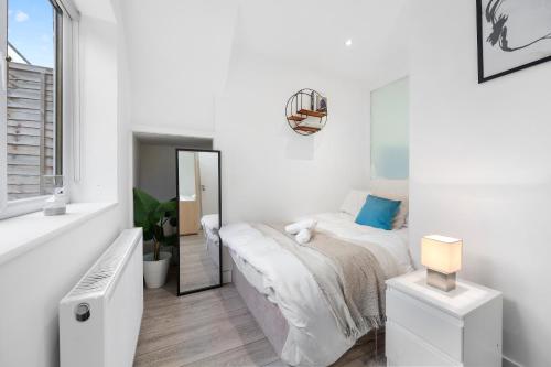 Bright Cosy Greenwich - 3 Bedroom Apartment 5 Beds - Free Parking, Londres (foto 8)
