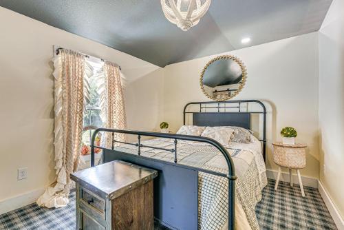 Benton Harbor Home 3 Mi to Beach Grill and Yard