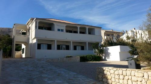 Apartments by the sea Pag - 17147 Pag