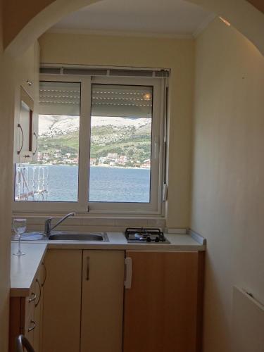 Studio with Terrace and Sea View image 10