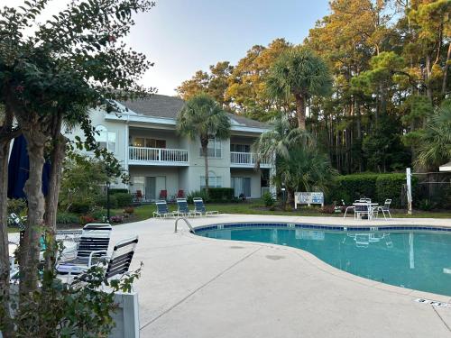 Private Beach, Amazing Pool, Tanger Outlet – khách sạn tại Bãi biển North Myrtle