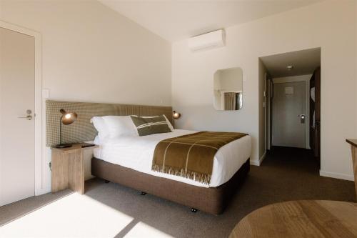 Edgewater Room Type - Premium Apartment