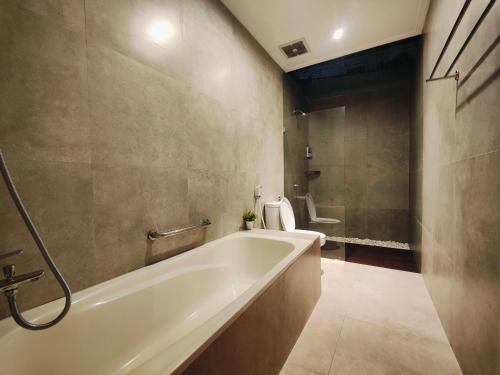 Douche, Rabasta Enjoy Kuta in Bali