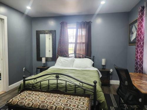 Spacious home away from home in Bloomfield, USA