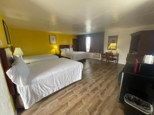 Motel Oasis Inn - image 13