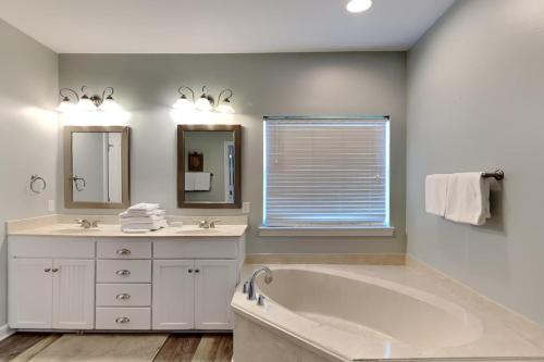 Destin Breeze in Destin, USA